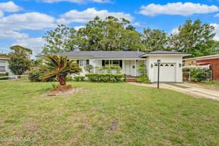 6418 Terry Parker Dr N - Photo 1 of 1