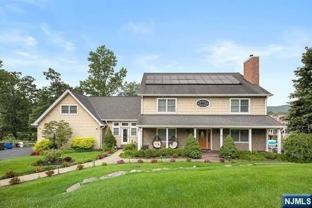 27 Ringwood Ln - Photo 1 of 1