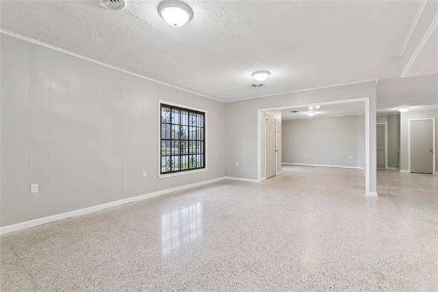 4601 7th St - Photo 5 of 17