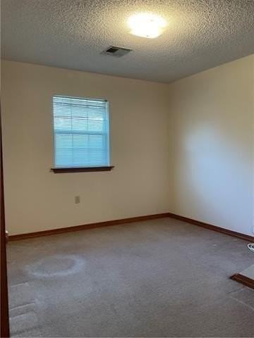 133 Lakewood Dr #B - Photo 6 of 11