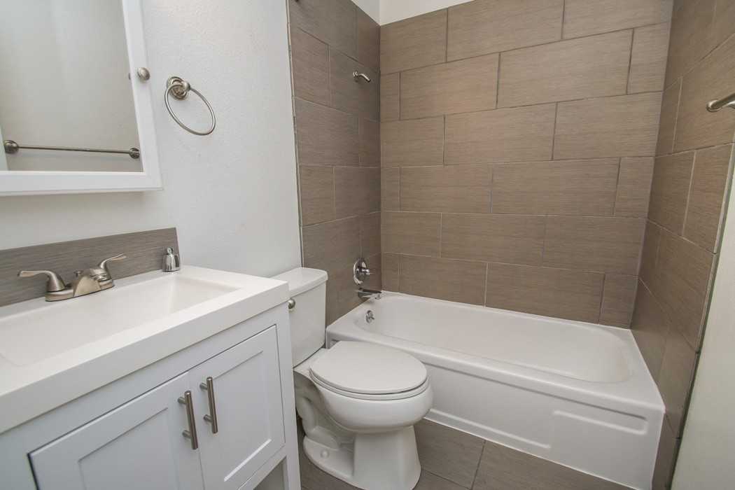 The Vantage Apartments - Photo 4 of 12