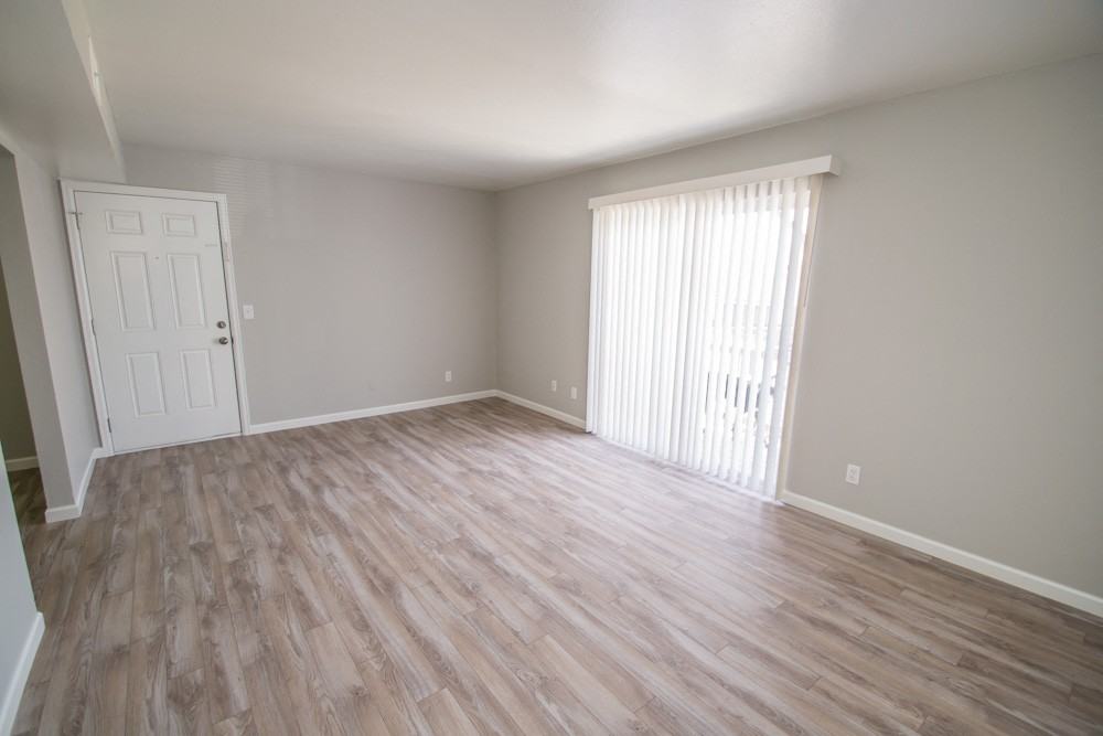 The Vantage Apartments - Photo 6 of 12