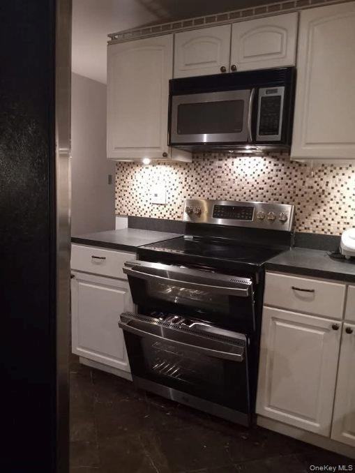 1121 Central Ave - Photo 3 of 6