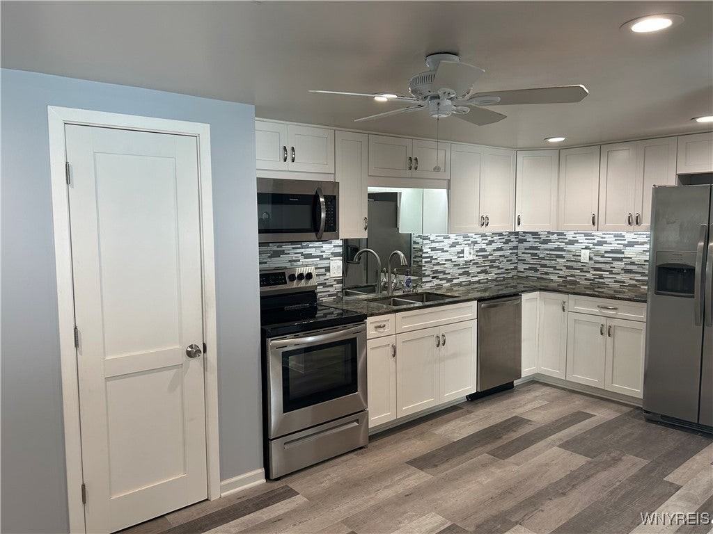 186 Peppertree Dr - Photo 6 of 21