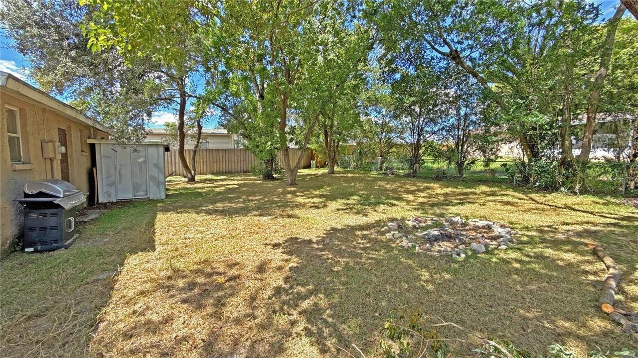 9389 Melrose Street - Photo 5 of 24