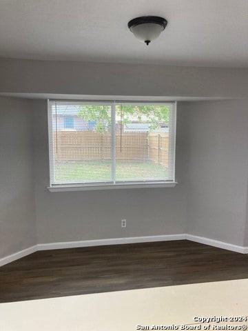 1225 Churing Dr - Photo 4 of 14