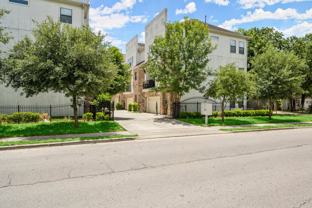 742 W 24th St - Photo 1 of 1