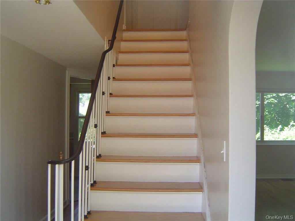 24 Sargent Rd - Photo 3 of 23