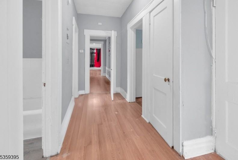 238 Custer Ave - Photo 4 of 14