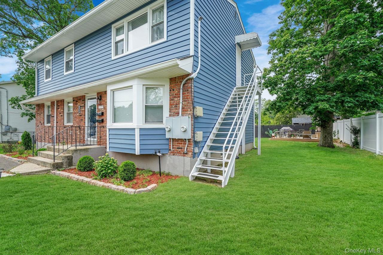 140 N 21st St - Photo 3 of 12