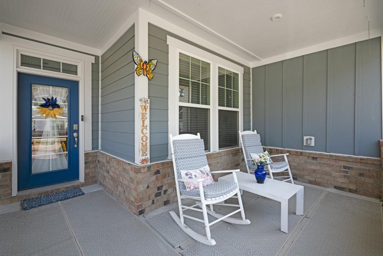 2873 Angelica Rose Way - Photo 3 of 39