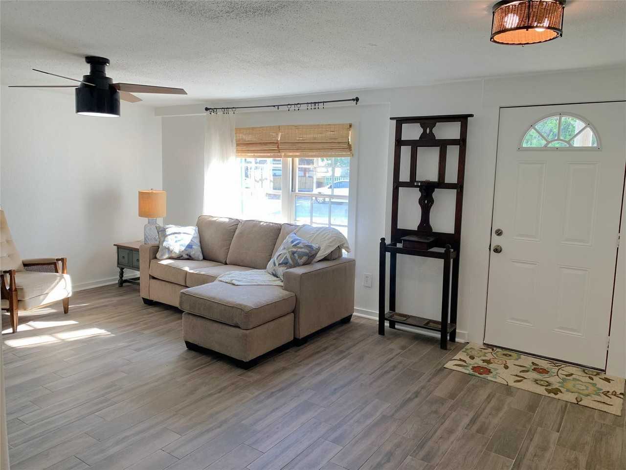 1223 20th Street - Photo 4 of 21