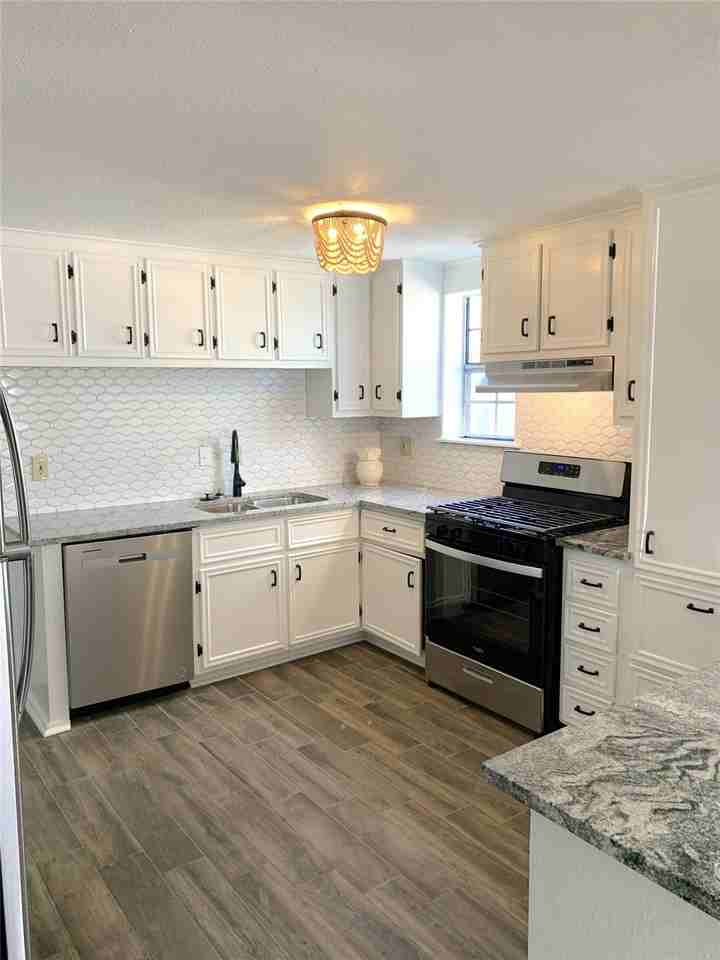 1223 20th Street - Photo 7 of 21