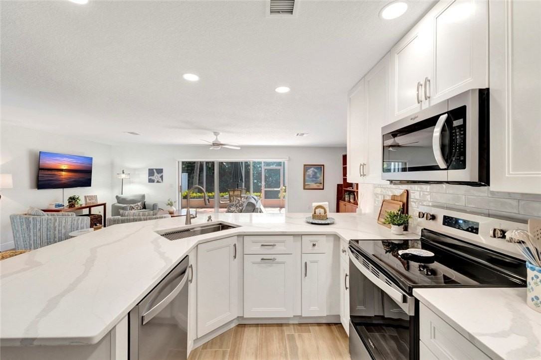 4949 N Highway A1a Apt 204 #204 - Photo 6 of 32