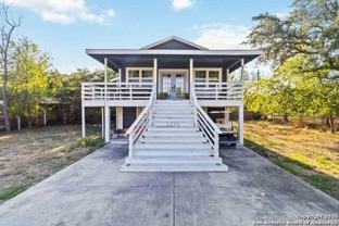 2495 Lakeshore Dr - Photo 1 of 1