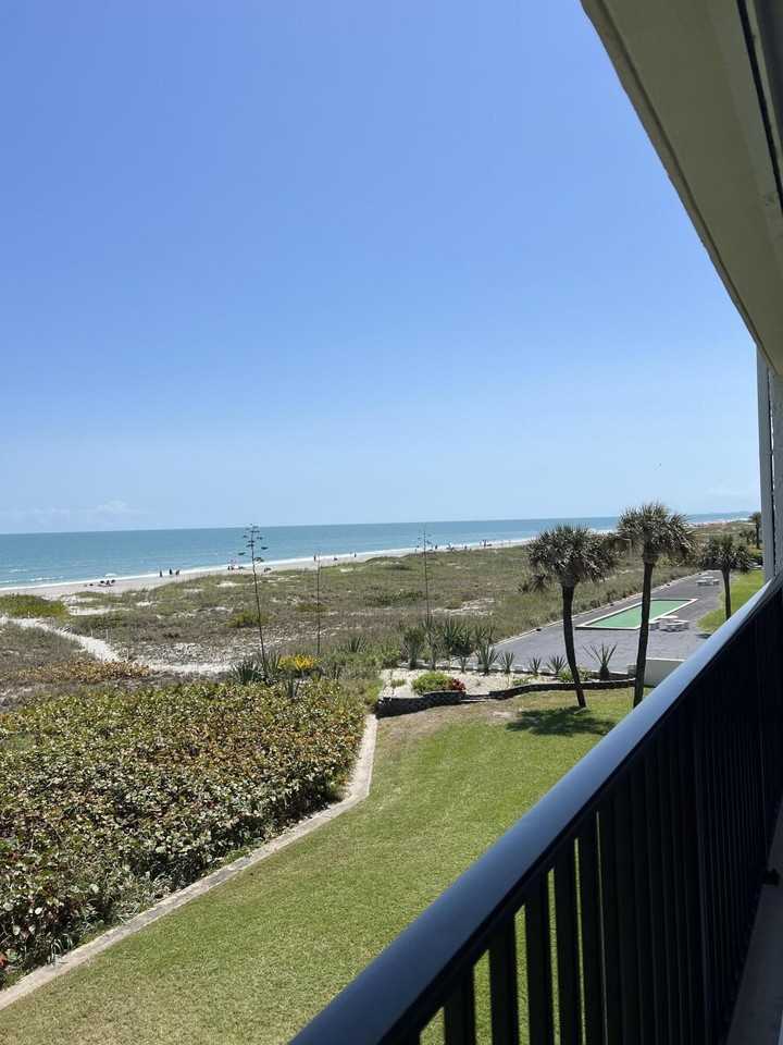 383 N Atlantic Ave Apt 308 #308 - Photo 3 of 20