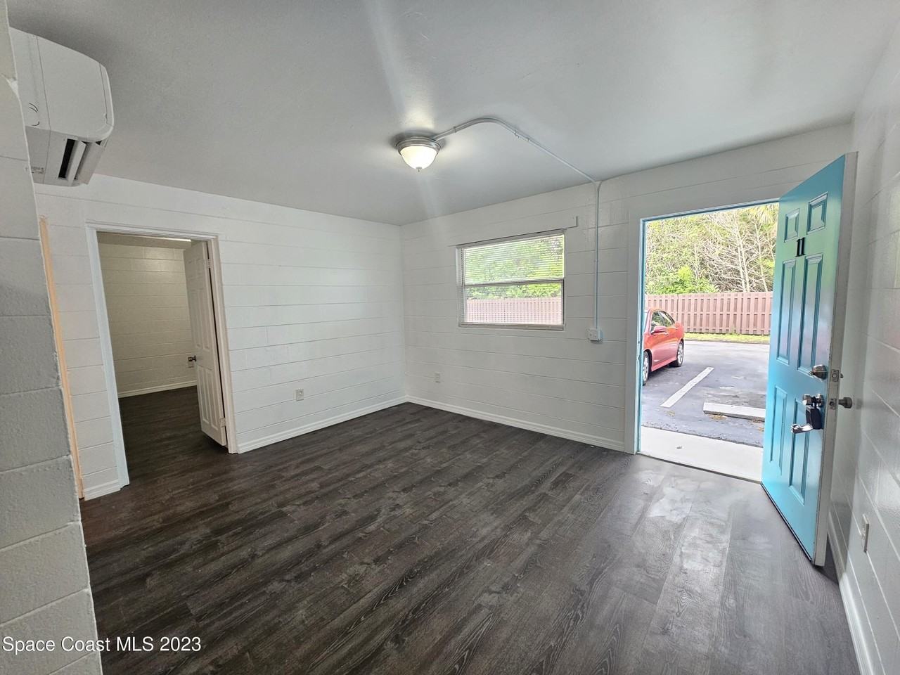 1404 S Deleon Ave - Photo 2 of 7