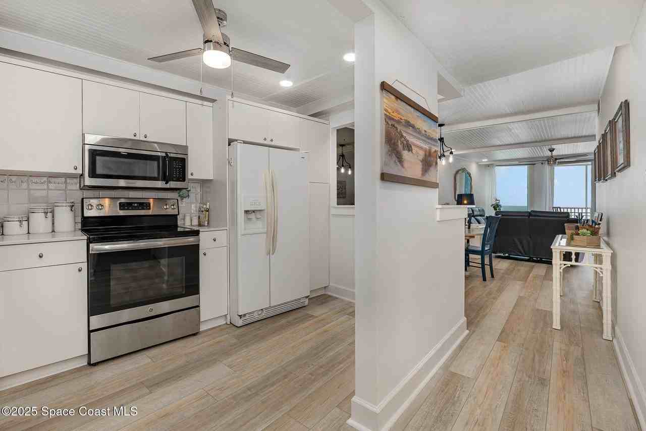 1175 Highway A1a #606 - Photo 5 of 38