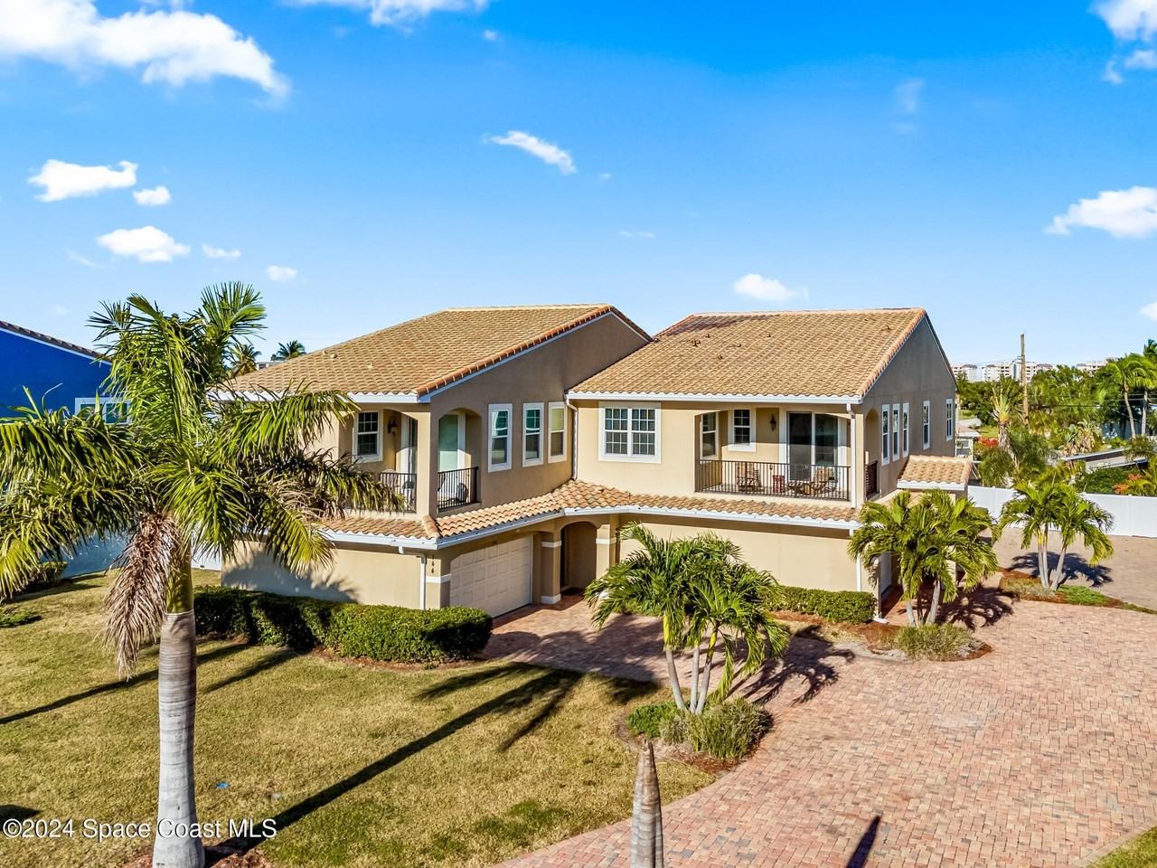 144 Mediterranean Way - Photo 2 of 50