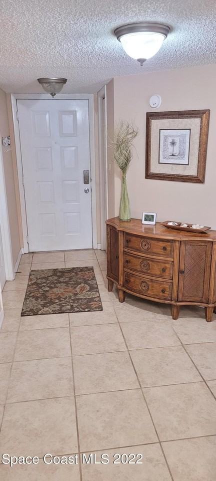 225 South Tropical Trail #319 - Photo 5 of 43