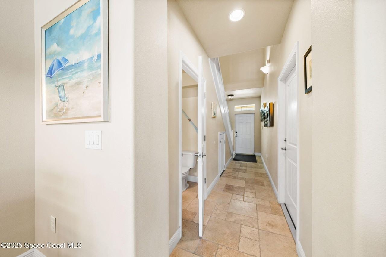 2720 Cutlass Point Ln Apt 104 #104 - Photo 4 of 40