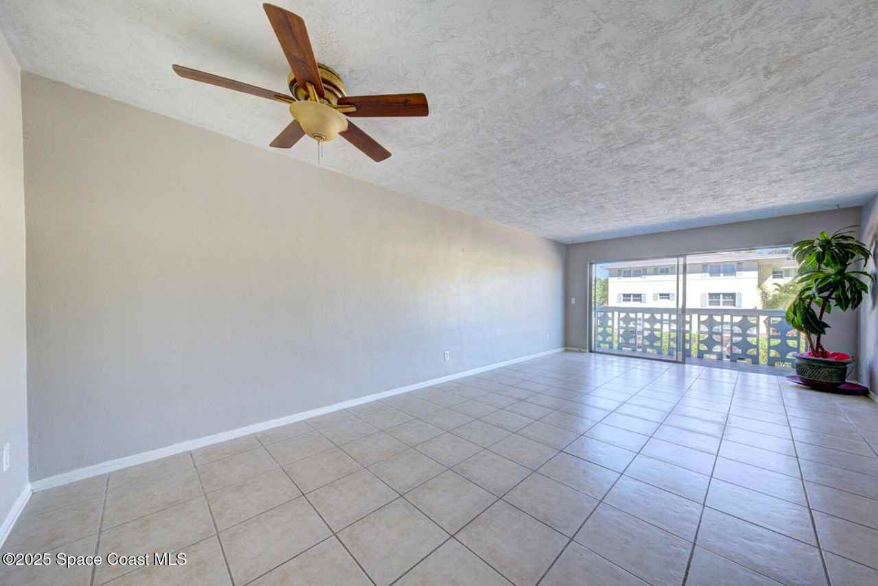 223 Columbia Dr Apt 206 #206 - Photo 6 of 21