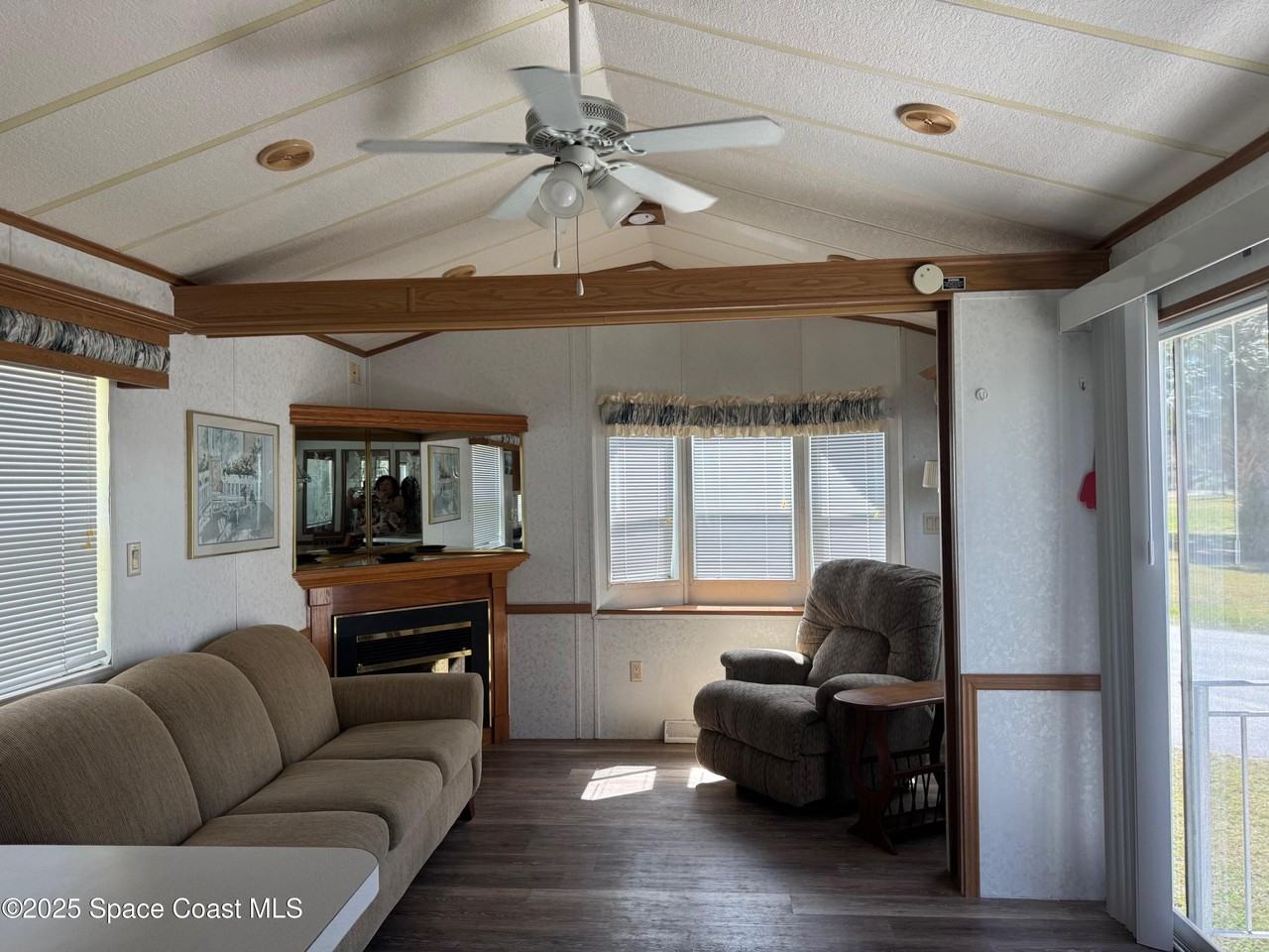 661 Snowbird Ave Unit 200 #200 - Photo 2 of 7