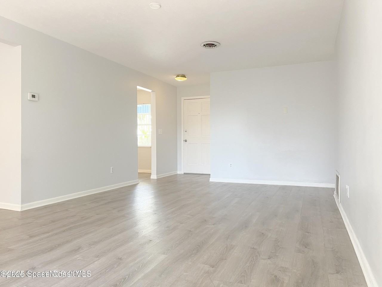 1345 Fiddler Ave - Photo 5 of 19