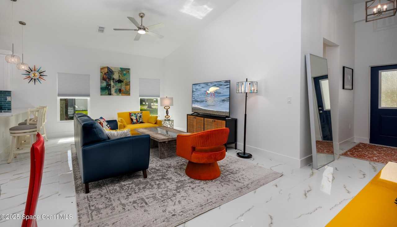 702 Shady Lane - Photo 5 of 14