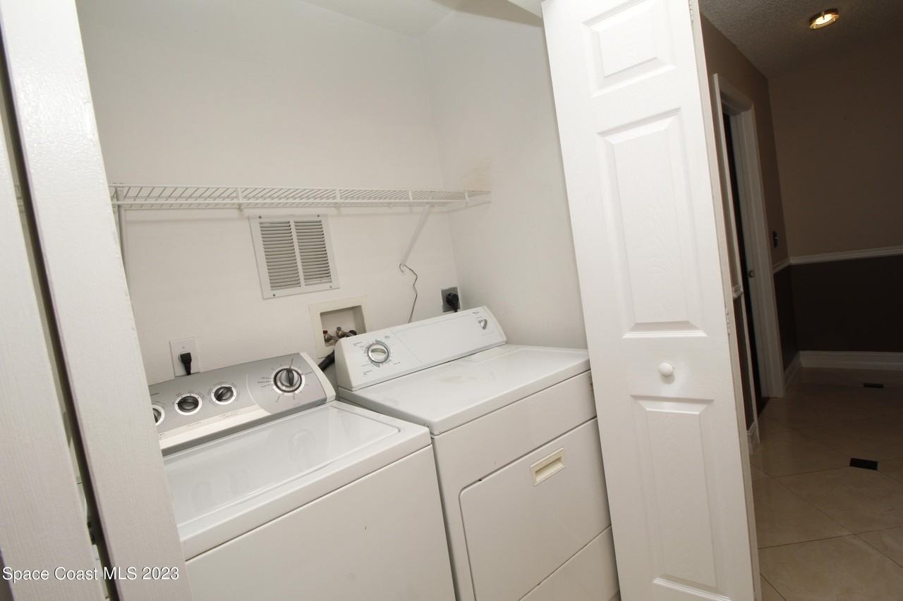 2729 Maderia Cir - Photo 6 of 23