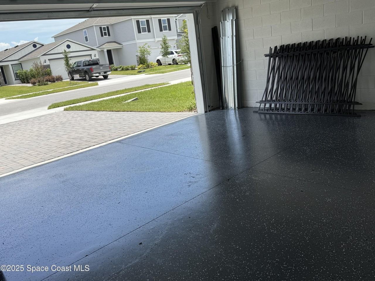 3739 Grappler Circle Southeast - Photo 5 of 8