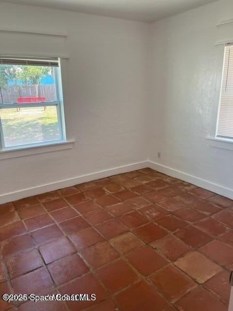 241 N Orlando Ave Apt B #B - Photo 3 of 9