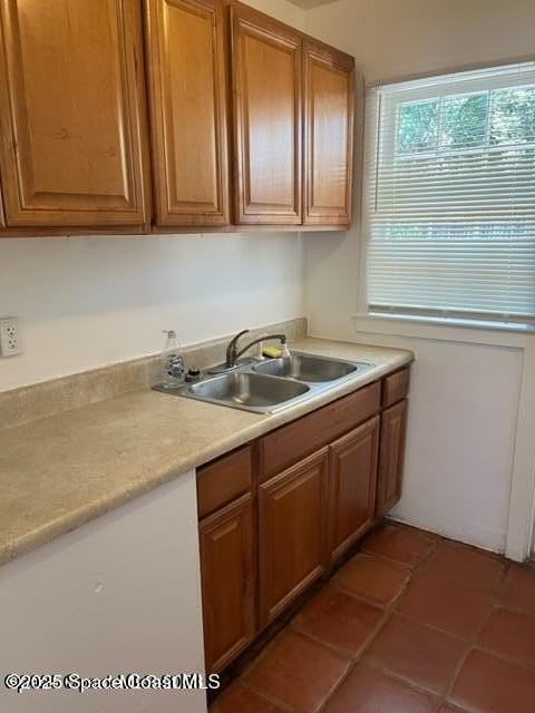 241 N Orlando Ave Apt B #B - Photo 7 of 9