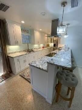 286 South Orlando Avenue - Photo 5 of 24