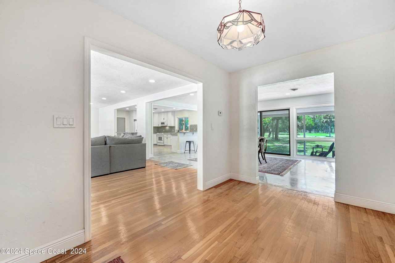 2340 Turtle Mound Rd - Photo 3 of 28