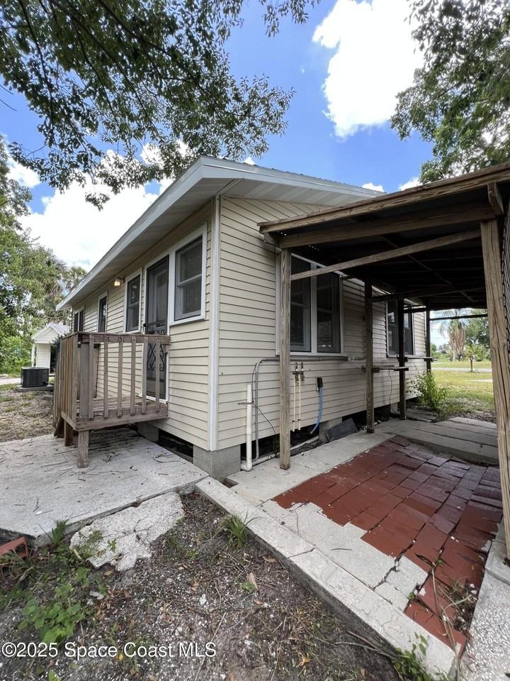 6500 June Drive - Photo 3 of 21