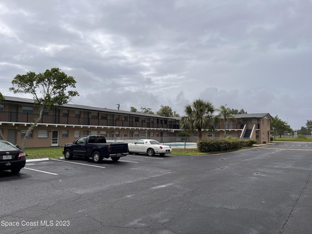 1715 Dixon Blvd Apt 104 #104 - Photo 3 of 30