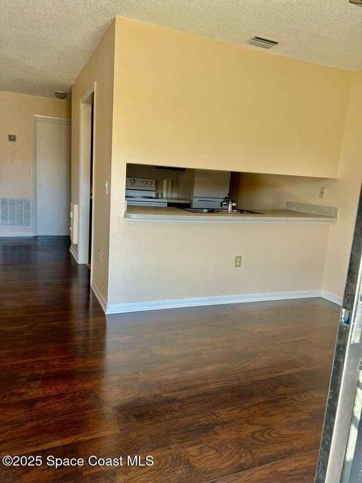 223 San Paulo Cir Unit 8-223 #8-223 - Photo 5 of 14