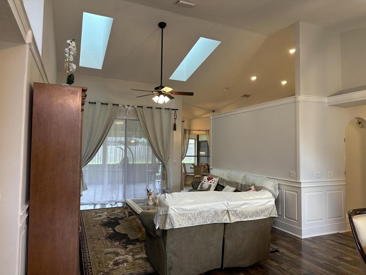 1461 Wellington Cir - Photo 7 of 31