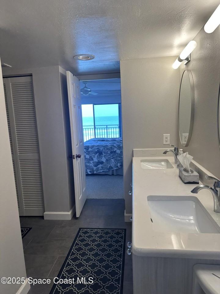 4850 Ocean Beach Blvd Apt 505 #505 - Photo 7 of 16