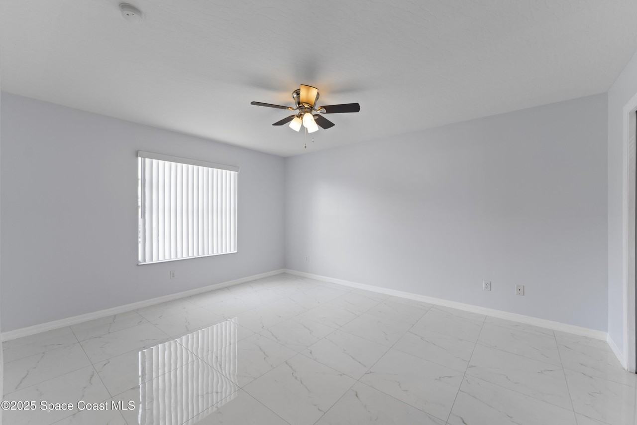 1768 Wake Forest Rd Nw - Photo 5 of 26