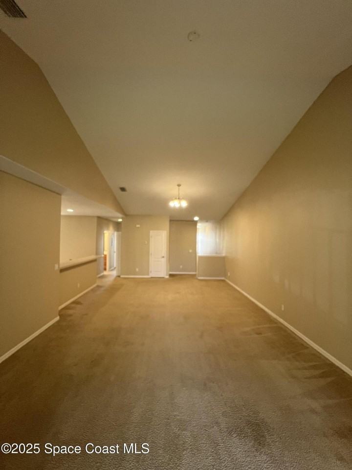 1040 Venetian Dr Unit 203 #203 - Photo 6 of 23