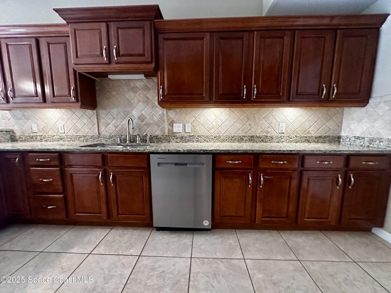 1523 Beechfern Dr Unit 14 #14 - Photo 3 of 14