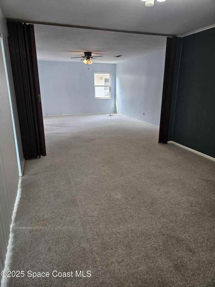 955 Beechfern Ln - Photo 4 of 32