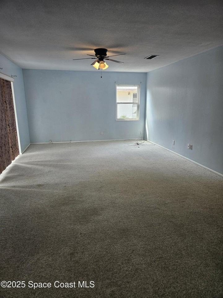 955 Beechfern Ln - Photo 5 of 32