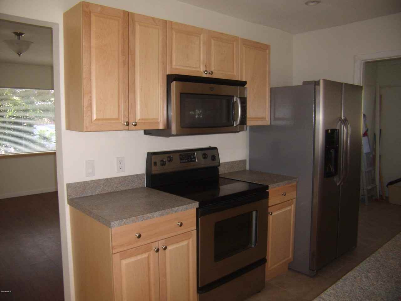 1530 Concord Ave - Photo 5 of 15