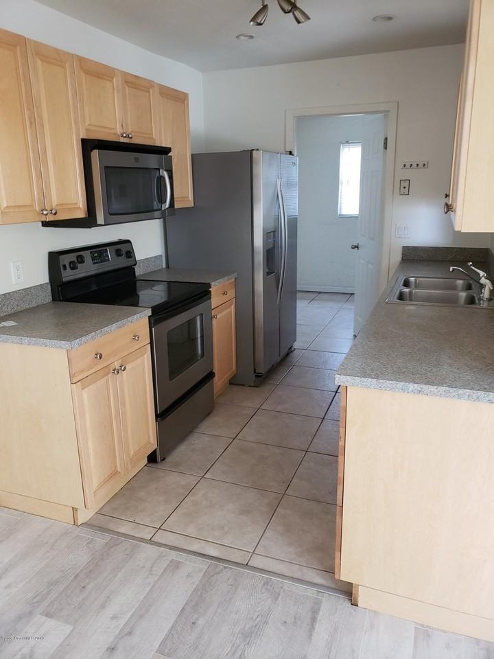 1530 Concord Ave - Photo 6 of 15