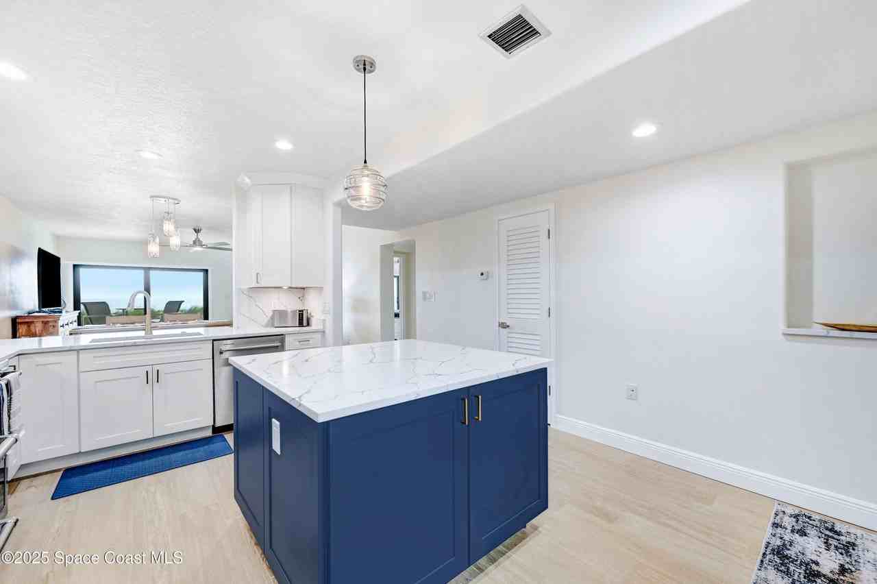 199 Jimmy Buffett Mem Highway unit: A-104 #A104 - Photo 5 of 37