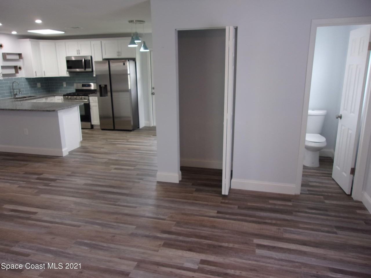 1240 North Singleton Avenue - Photo 7 of 42