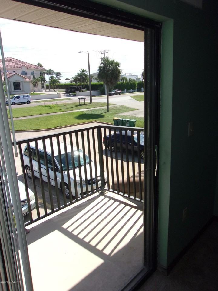 418 S Atlantic Ave Apt 3 #3 - Photo 7 of 29